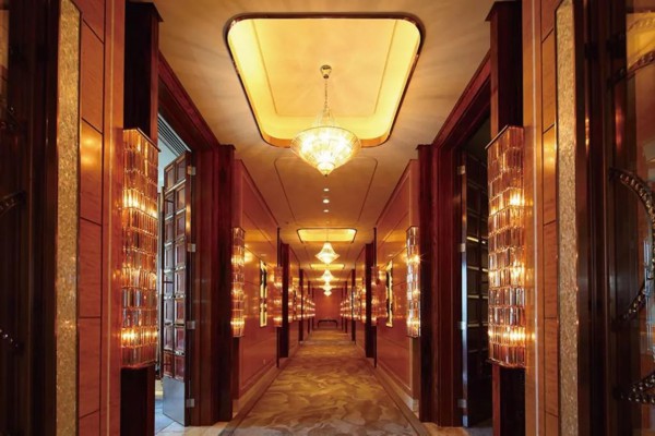 盲人按摩深圳学：学习按摩，享受舒适生活(深圳盲人按摩培训)