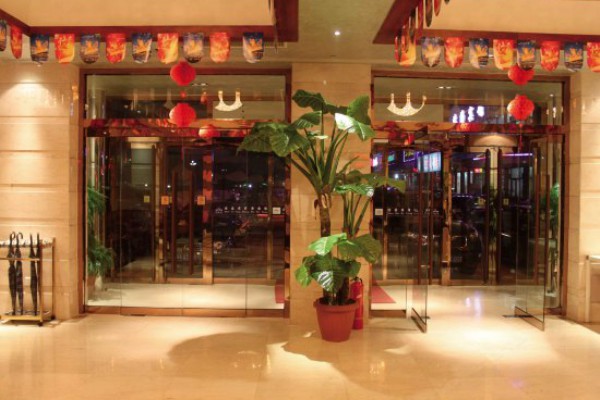 深圳校园流行：养生休闲茶艺指南(深圳学生品茶)