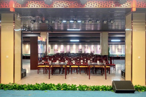 深圳定制高端按摩椅，尊享养生生活(深圳定制高端按摩椅,尊享养生生活店)